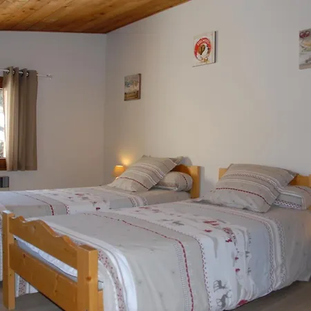 Chalet Les Ecureuils Holiday home